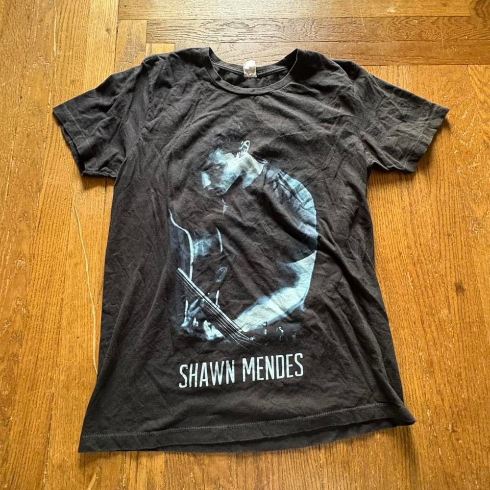 Shawn Mendes Black Graphic T-Shirt Size Medium | 2019 Tour